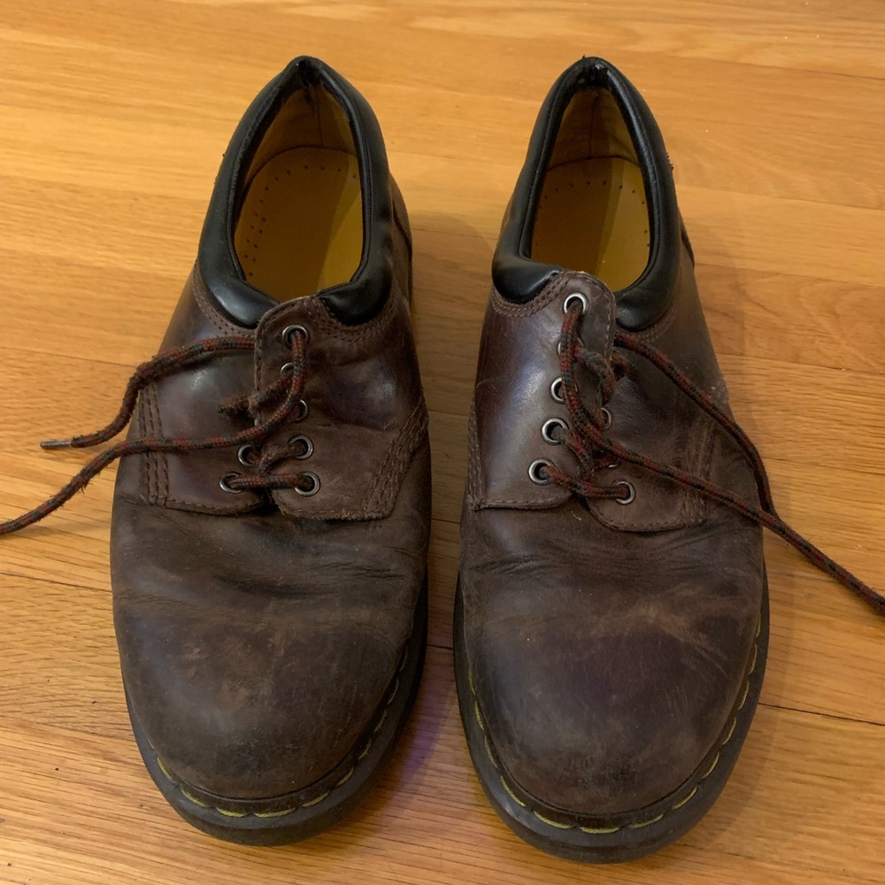 Doc Martens 11849 original shoes, dark brown 11M